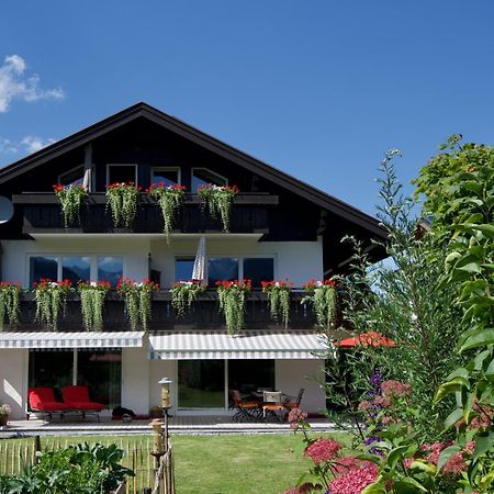 Haus Jahreszeiten Oberstdorf Bagian luar foto